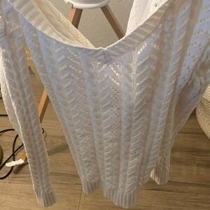 Elegant White Knit Sweater